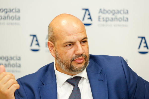 Enrique Zarza, intervención en el Consejo General de la Abogacía Española